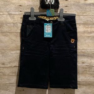 Noruk.. Boy’s Size 8 (BNWT) Navy Shorts!